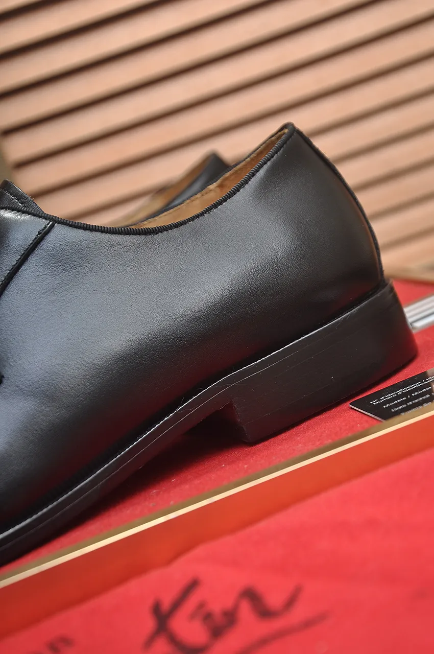 Men's shoes 💰620💶 [Chrstian Loubotin] Red-soled shoes 💋Original mold opening, the highest version on the market, purely handmade ➕Imported cowhide uppers, first-layer water-dyed cowhide lining! Original EU high-gloss outsole. 38 to 45 (45 customized)
